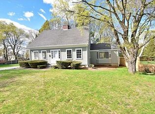 14 Kenilworth Rd, Shrewsbury, MA 01545