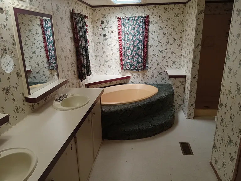 235 Water Tank Rd — Photo 2