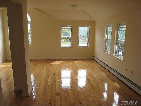 4th image of 14803 N Conduit Ave