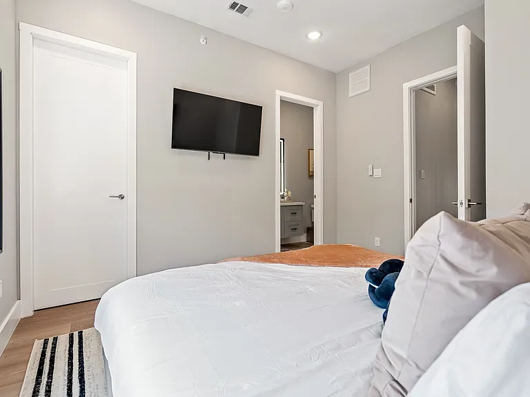 1016 Bryan Ave #105 — Photo 10
