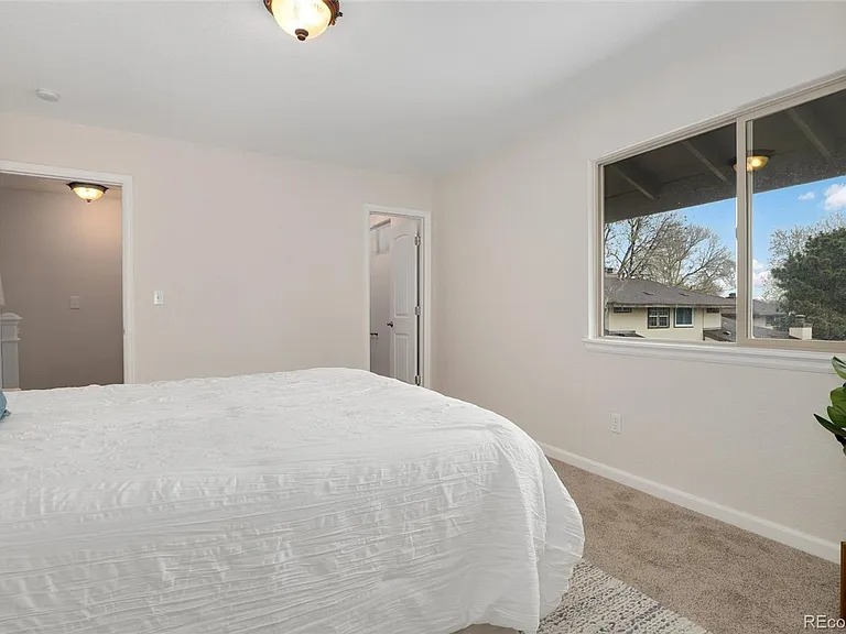 3723 S Granby Way — Photo 22