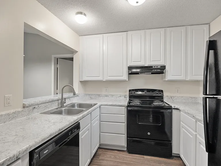 Pepper Ridge — Photo 27