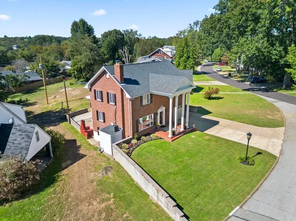 2700 Cumberland Ave, Ashland, KY 41102