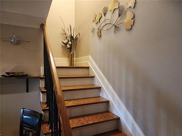 2309 Pirate Dr — Photo 35