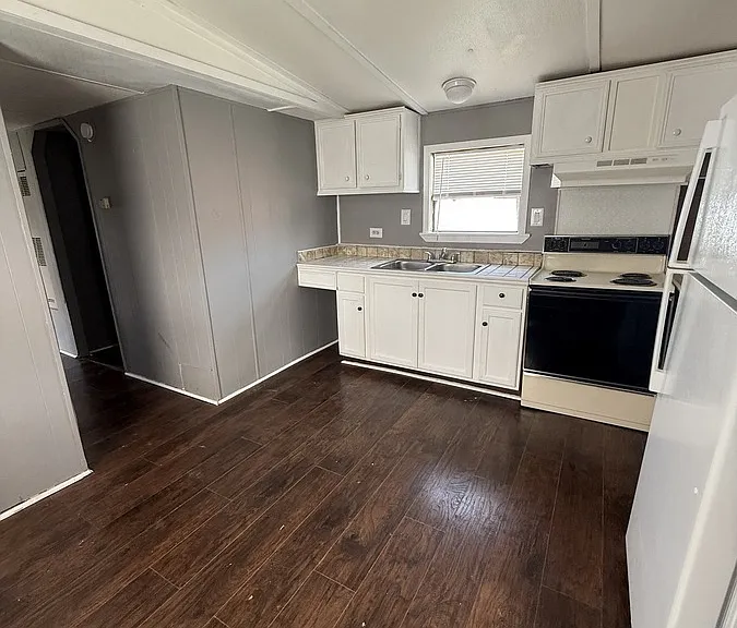 3810 S Thompson St #39 — Photo 6