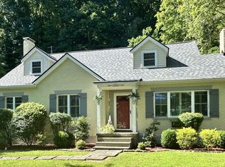 332 E Main St, Waverly, TN 37185