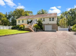 303 Matchaponix Rd, Jamesburg, NJ 08831