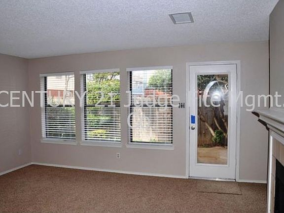 Spacious Living Area