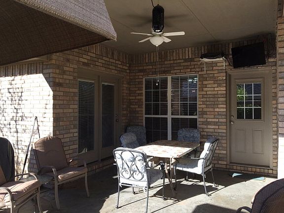 3rd image of 5603 Carmel Ct