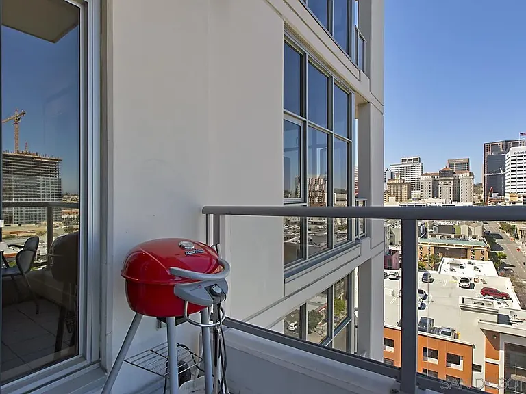 575 6th Ave #1203 — Photo 11