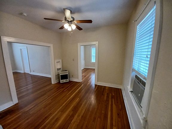 5th image of 127 E Magnolia Ave #8