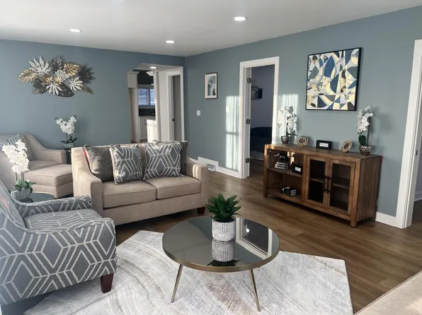 2132 35th STREET, Kenosha, WI 53140