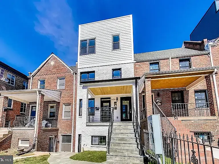 1626 K St NE #1 — Photo 4