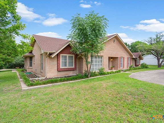 4th image of 216 Mesa Dr