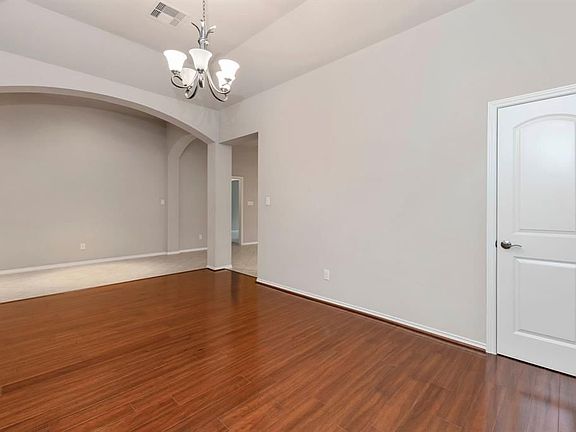 5th image of 13315 Peach Orchard Ln