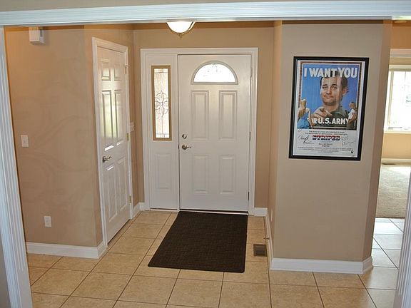 2nd image of 1007 Essex Ct