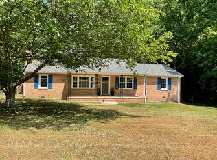 1560 Holly Hills Rd, Powhatan, VA 23139