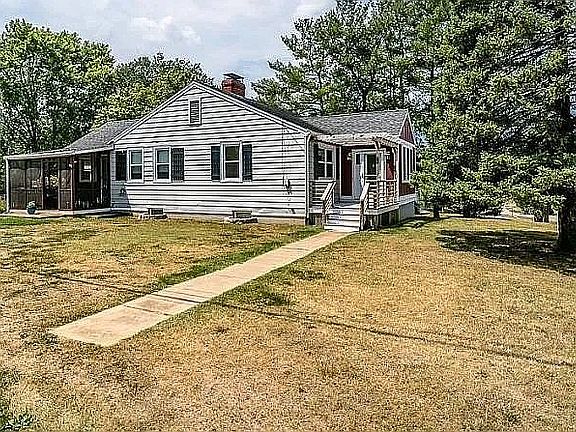 3rd image of 317 N 4th St