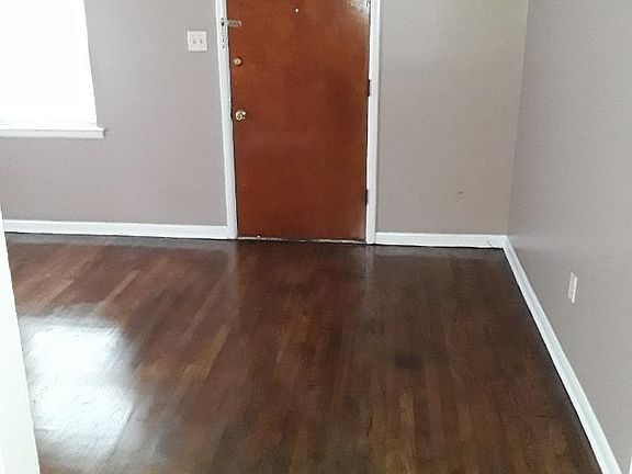 2nd image of 3308 Faxon Ave