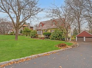 135 Hillcrest Ave, Hawthorne, NJ 07506