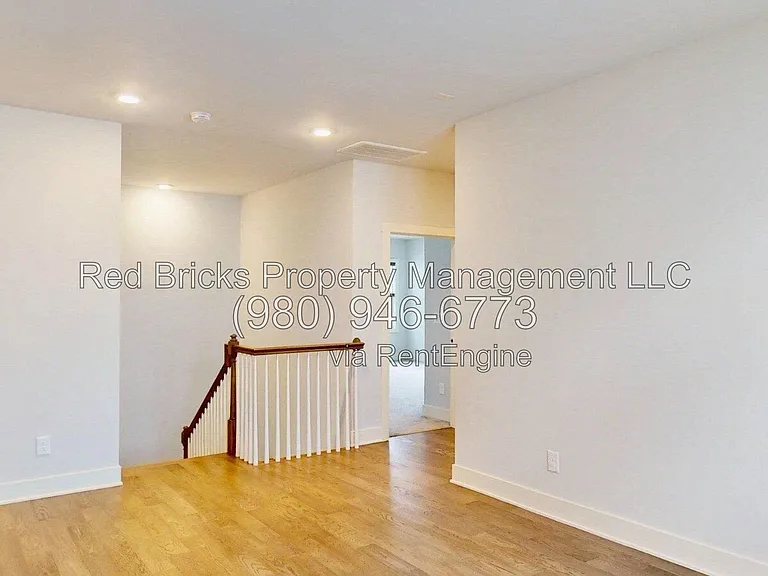 6129 Alsace Ln — Photo 18
