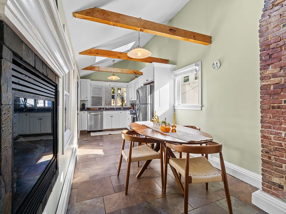 5 Hancock St #1