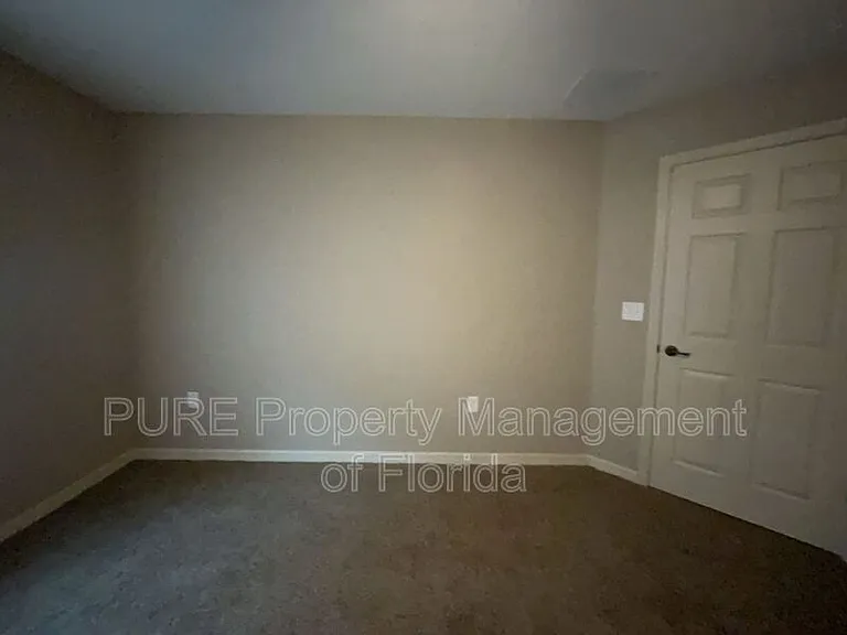 8819 SW 132nd Ln — Photo 13