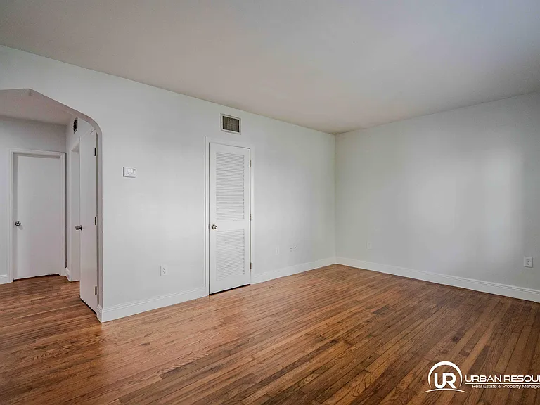 1011 Bay Dr #106 — Photo 13