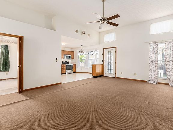 5th image of 7338 Aplin Dr