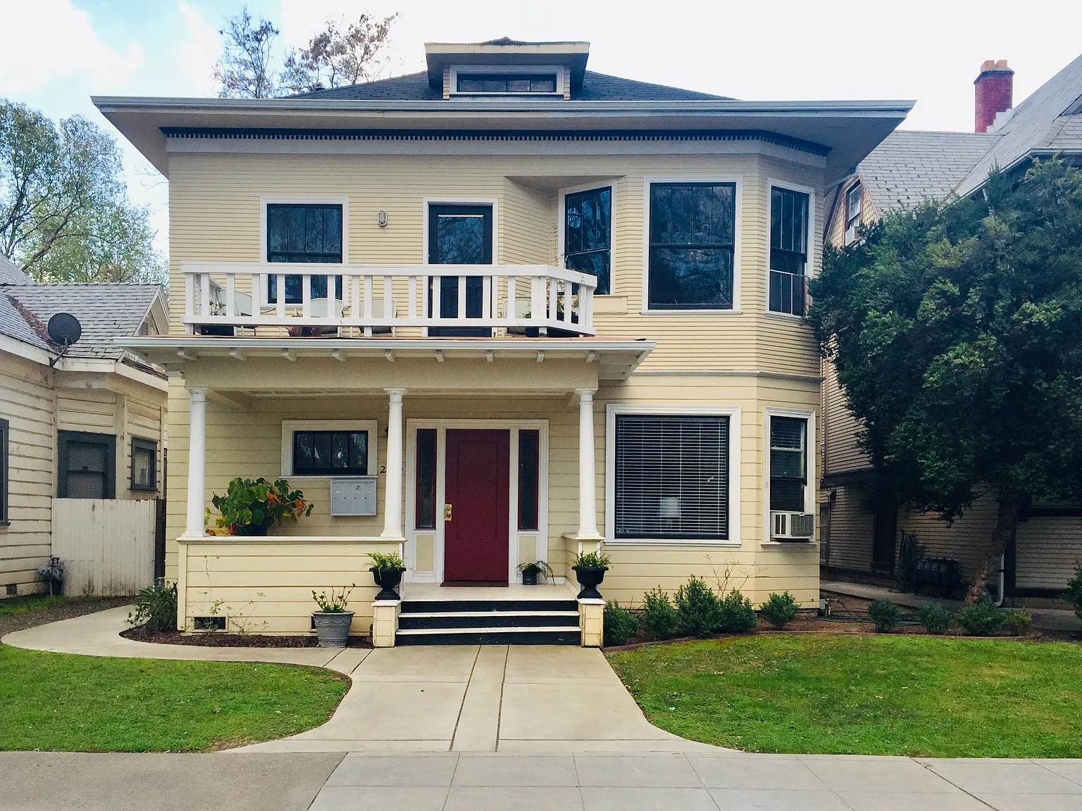 1 bed, 1100 sqft, $2,495 — Photo 1