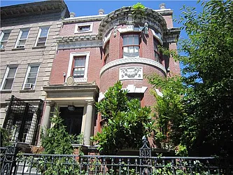 Rented by Oxford Property Group