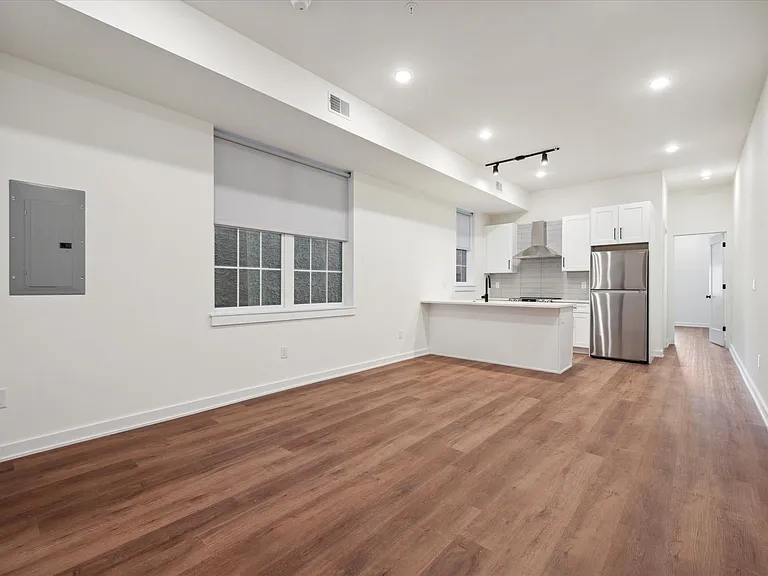 Aston Lofts — Photo 47