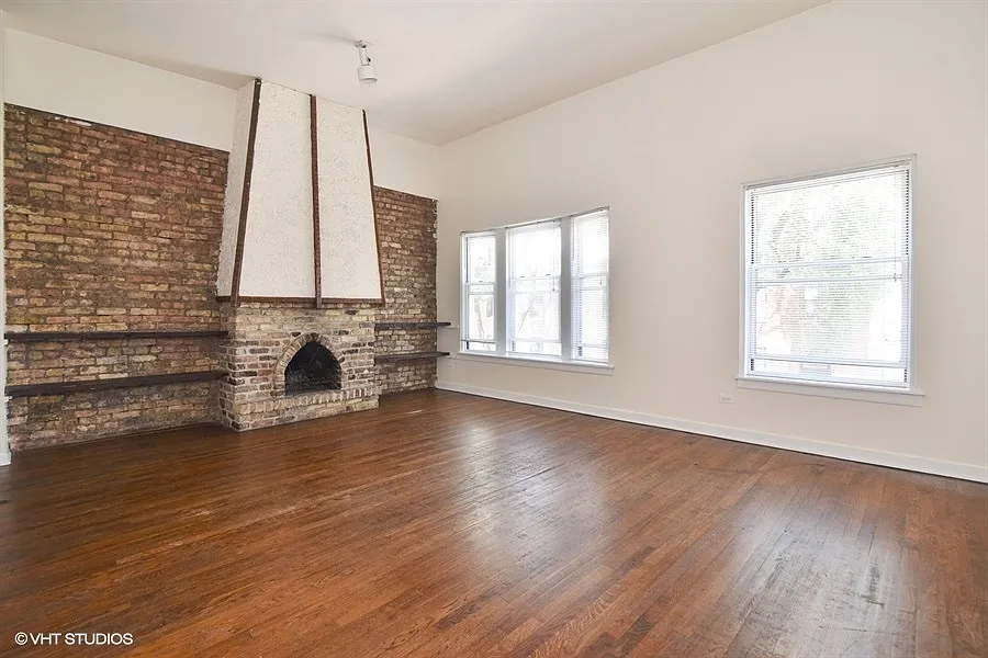 Building Photo - 947 W Oakdale Ave #2E