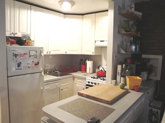 Rented by Citi Habitats | media 30