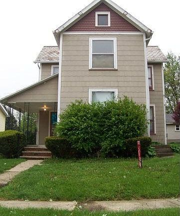 3rd image of 623 N Lane St