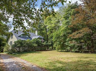 1555 Fox Chapel Rd, Pittsburgh, PA 15238