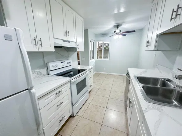 2121 E Grand Ave Unit H29, Escondido, CA 92027
