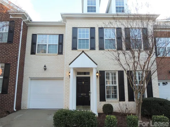 14555 Adair Manor Ct, Charlotte, NC 28277