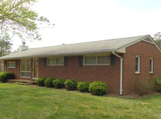 22 Georgia Ave, Warsaw, VA 22572