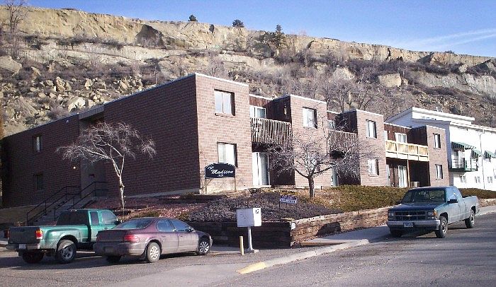 2nd image of 1929 Burnstead Dr APT 9