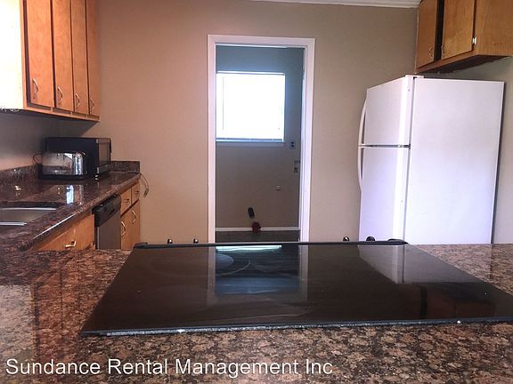 4th image of 1000 Quail Hollow Dr