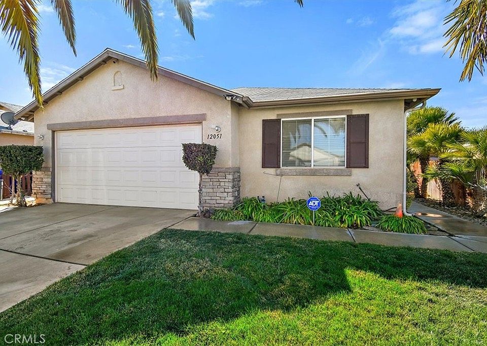 12051 Royal Oaks St, Victorville, CA 92392 Zillow