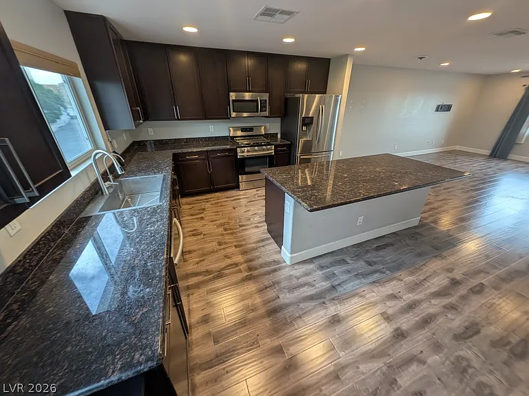 10553 Shiny Skies Dr — Photo 11