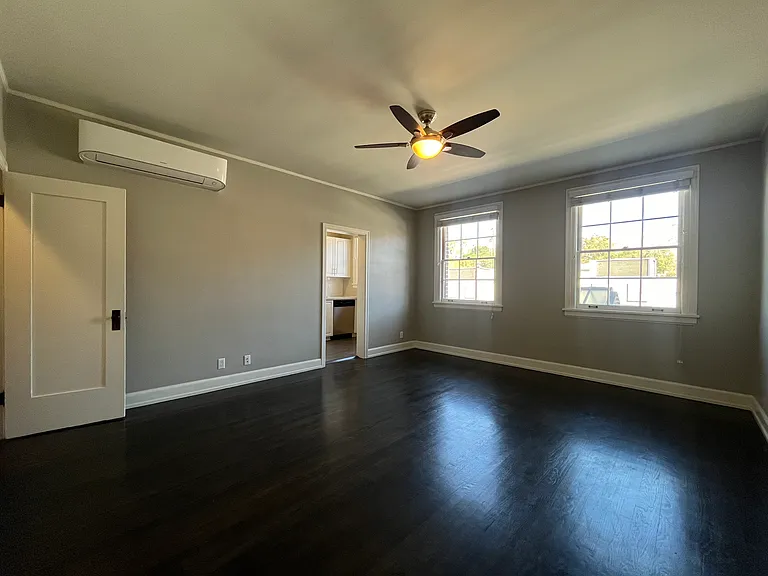 1349 N Hill Ave #9 — Photo 6