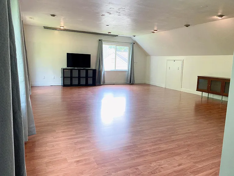 108 Swiss Stone Ct — Photo 22