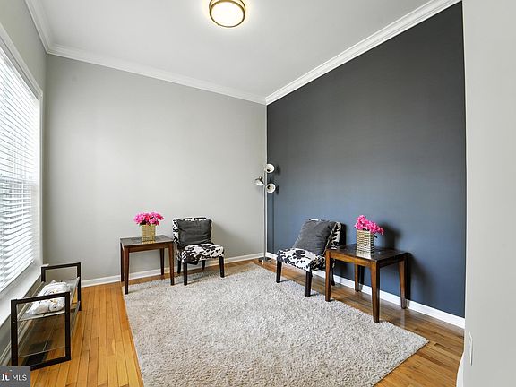 5th image of 9046 Galvin Ln