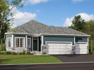8075 Haywood Dr, Lino Lakes, MN 55014