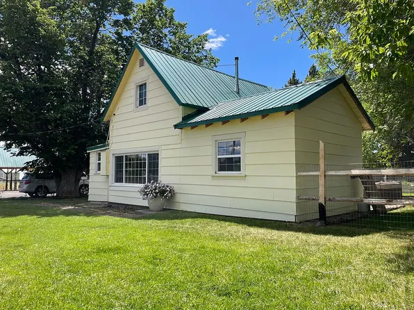 795 Townsend St, Cedarville, CA 96104
