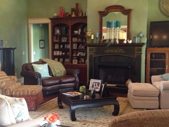 4th image of 206 Little Bear Ct
