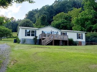 500 Shannons Branch Rd, Cedar Bluff, VA 24609